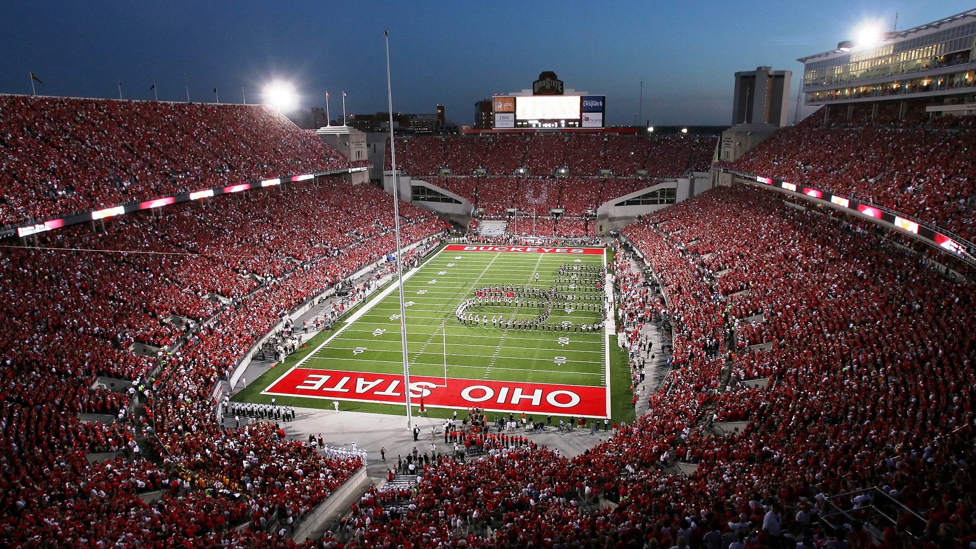 开云体育-赛道与球场，当哈利伯顿在F1揭幕战中接管比赛，深圳队如何终结火箭